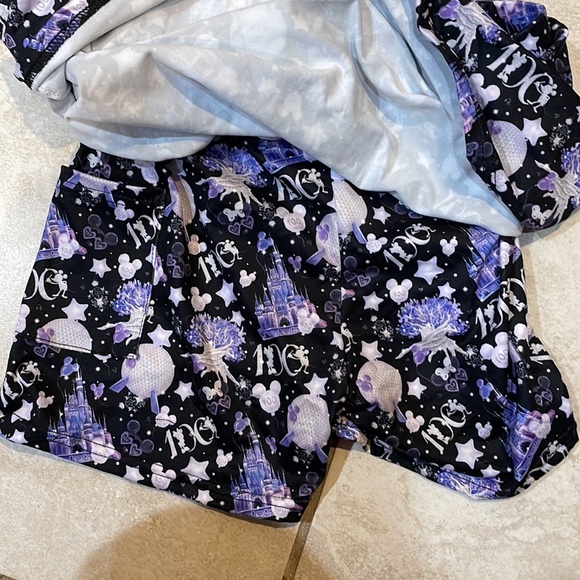 NEW! Disney 100 Years Of Wonder Anniversary Knit Athletic Skort L - Picture 4 of 7